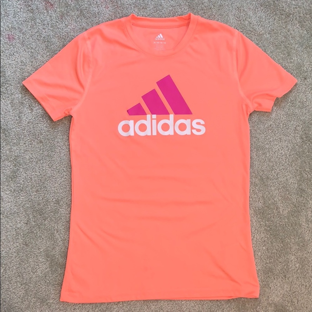 Athletic t shirt
